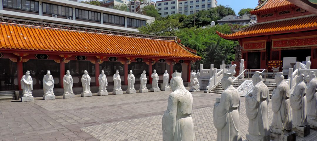 Japão_Nagasaki_Confucius_shrine_esculturas-discipulos_1024x668_VDT
